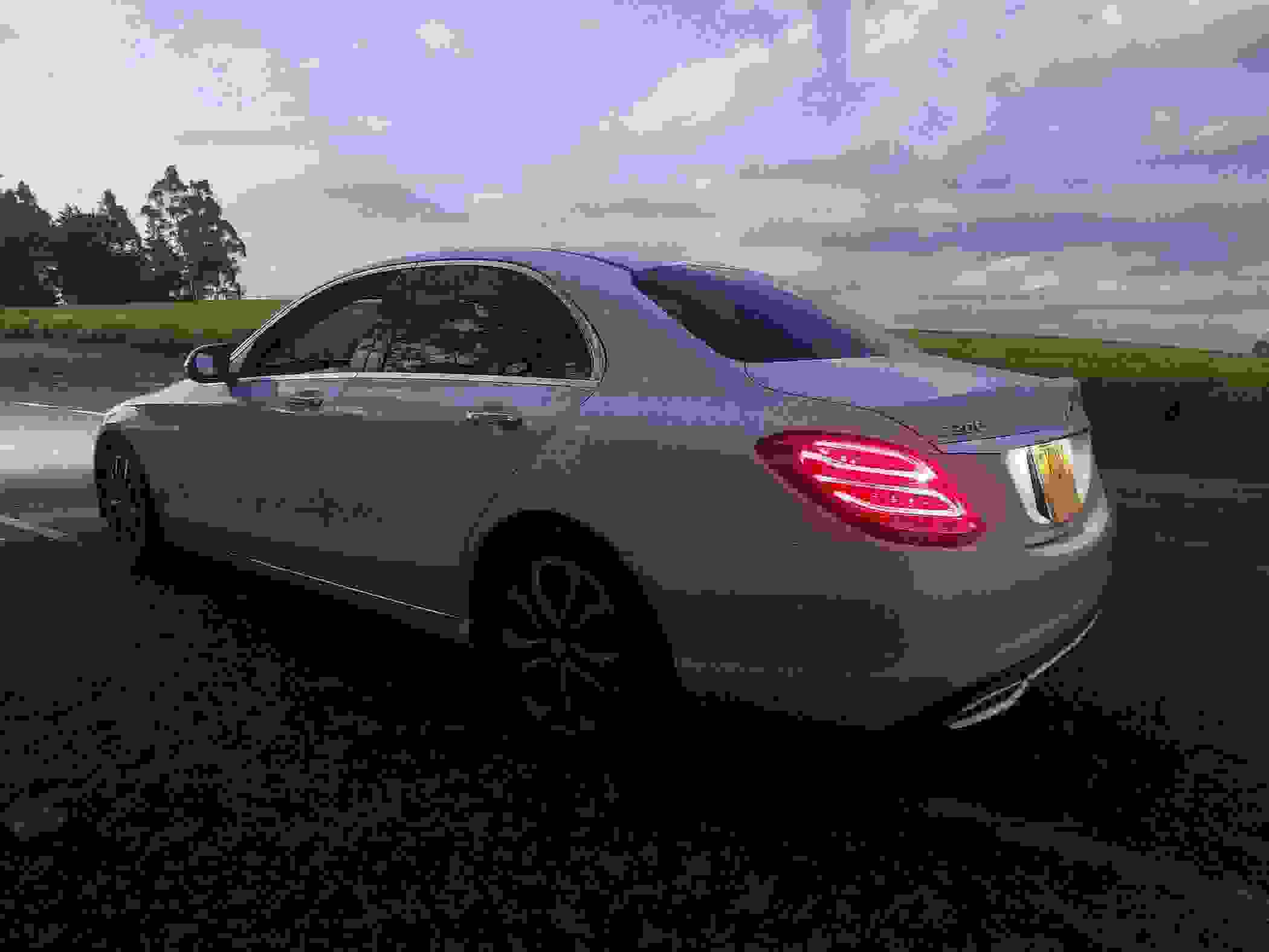 Mercedes-Benz C-Class W205 view 4