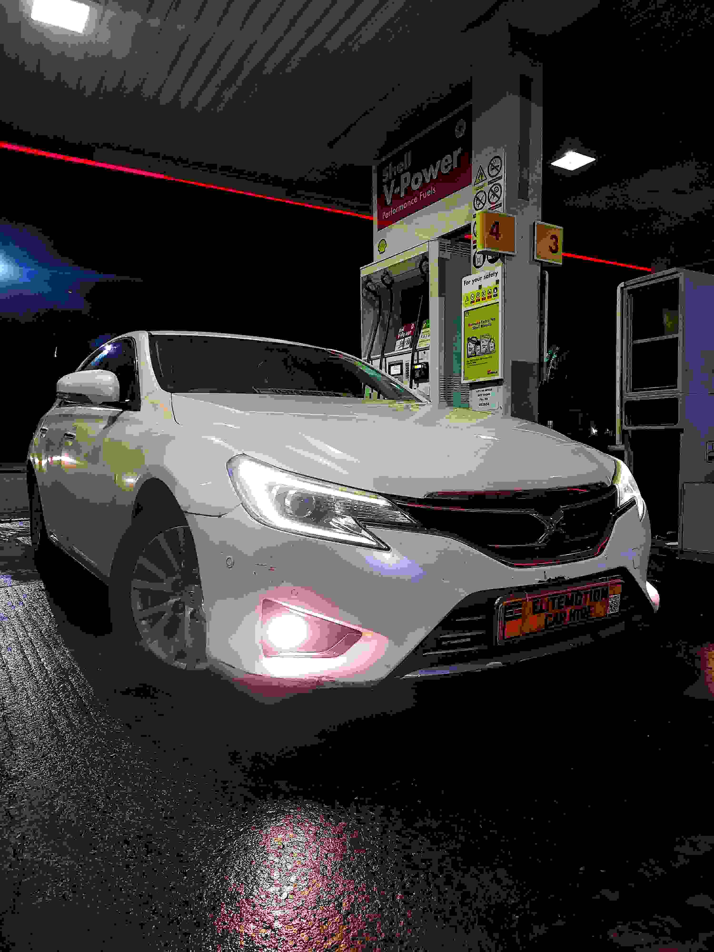 Toyota Mark-X view 3