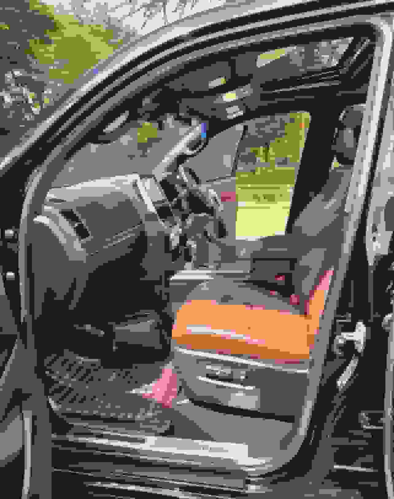 Toyota Land Cruiser V8 LC200, Sunroof view 5