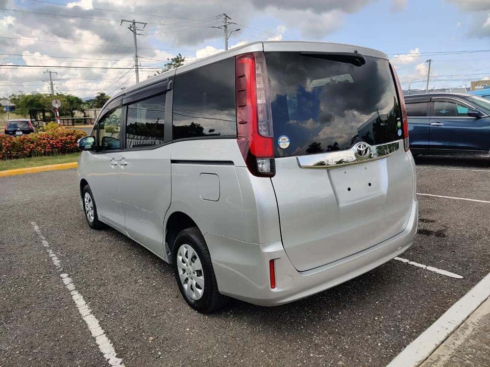 Toyota Noah for hire in Kenya