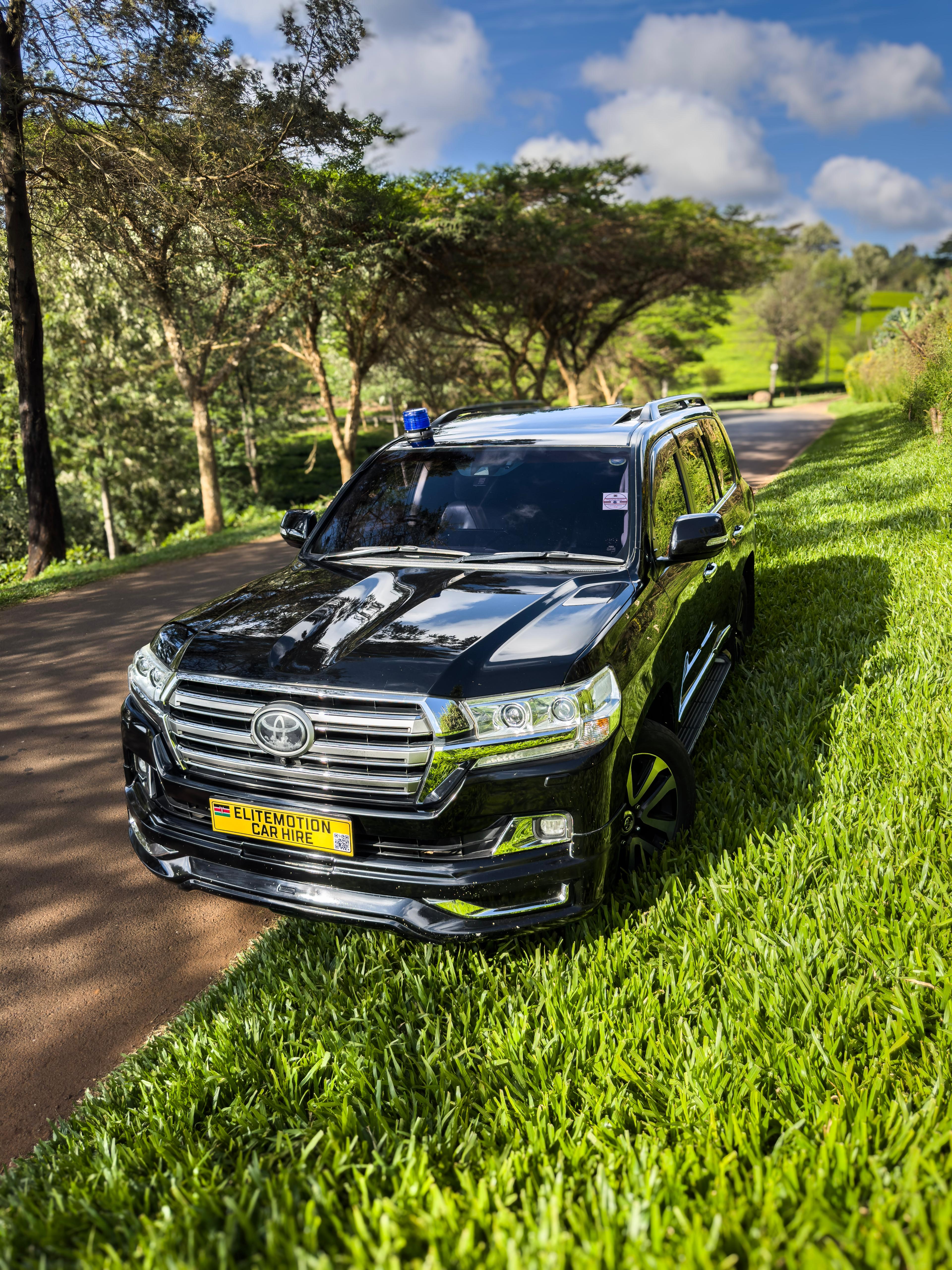 Toyota Land Cruiser LC200