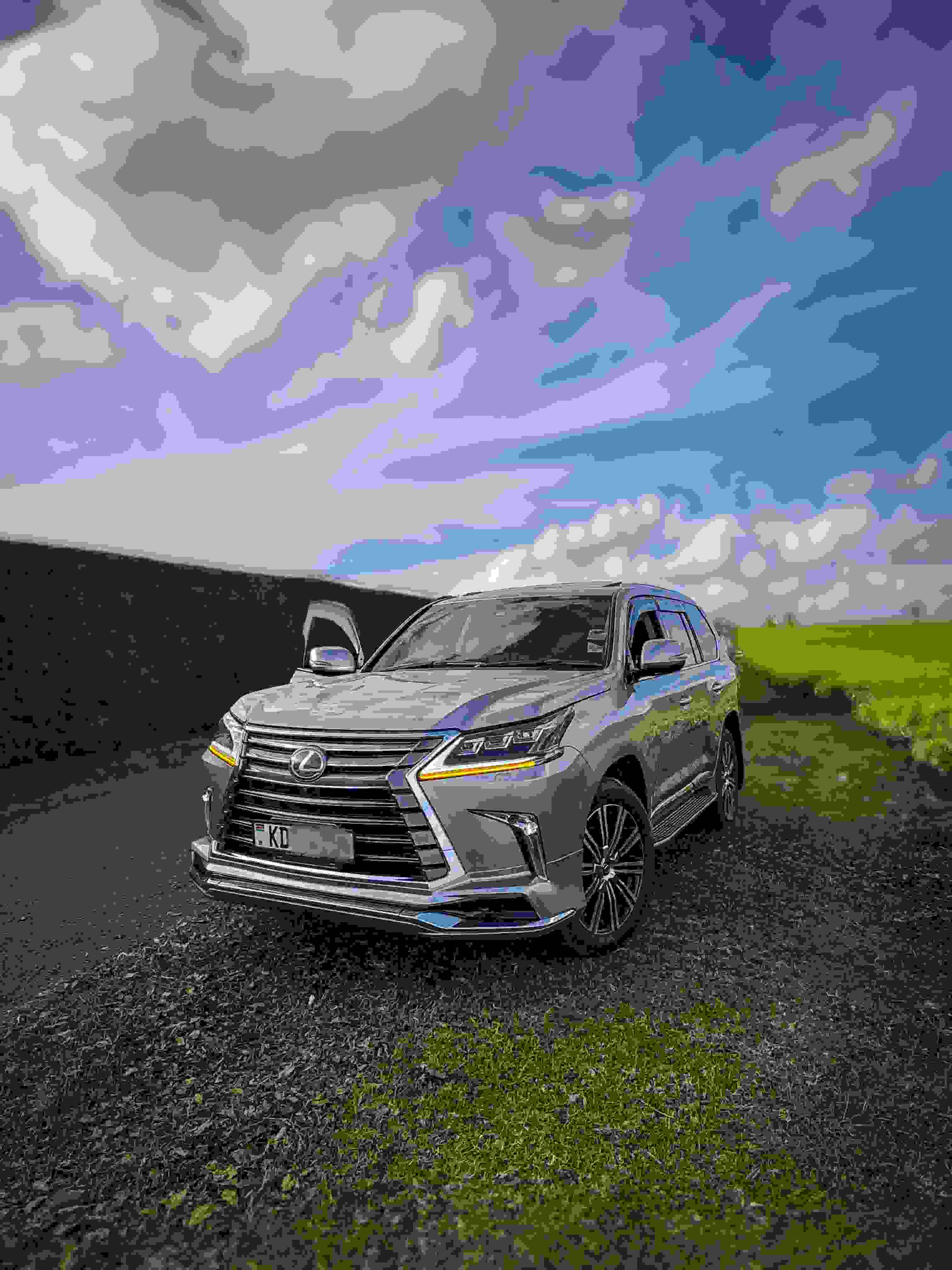 Lexus LX-570 for hire