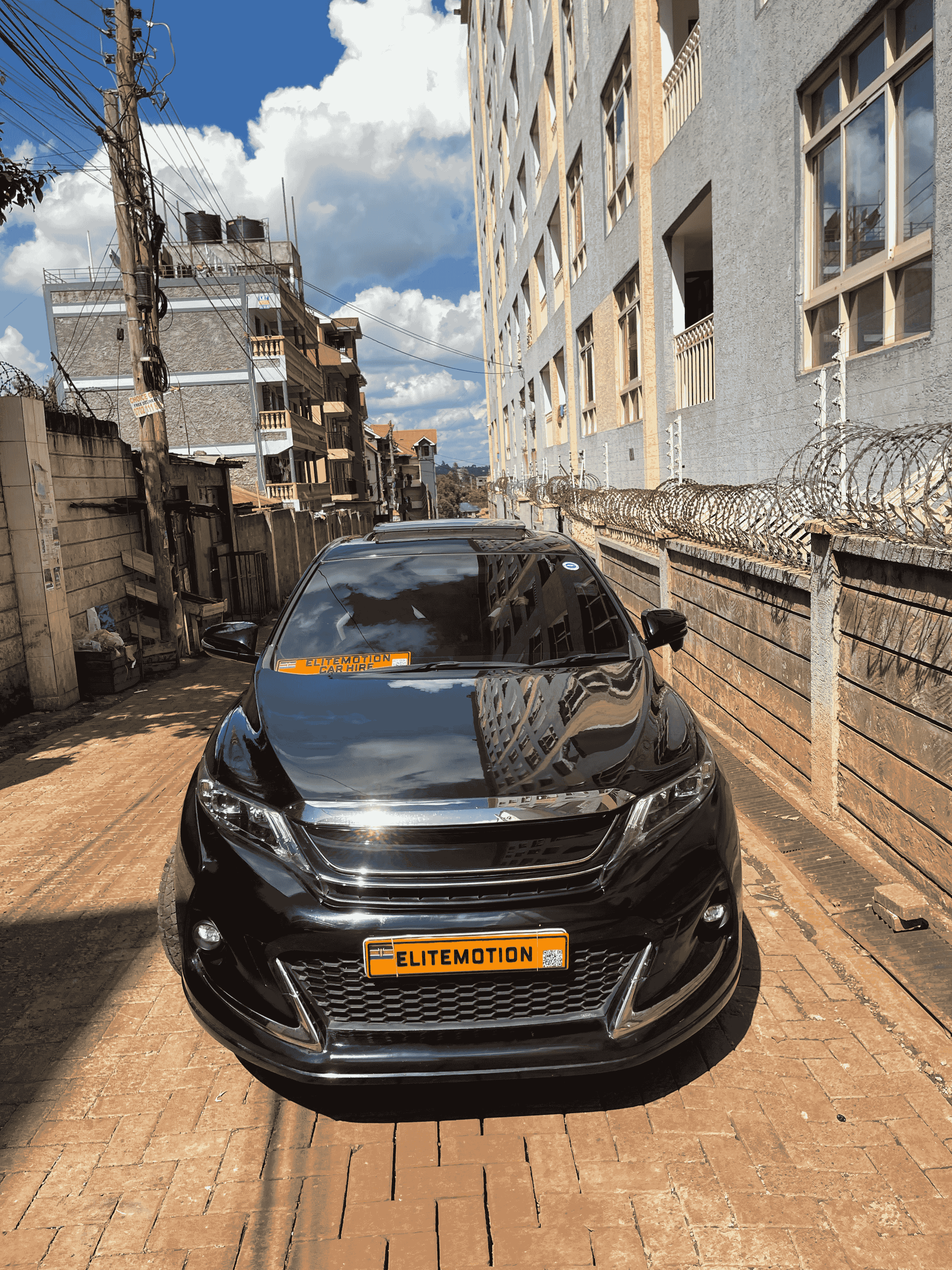 Toyota Harrier Gs Sport, Panoramic Sunroof view 4